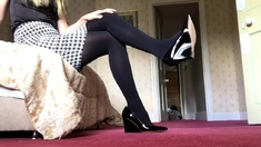 Horny amateur girls with a foot fetish play along