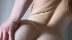 Young amateur teen in solo masturbation getting kinky