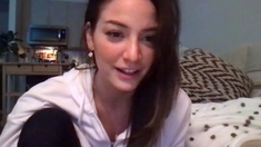 Amateur Webcam Teen Masturbates And Teases