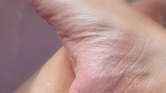 Close up amateur beauty uses her toy to masturbates