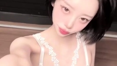 Hot teen lauryn may solo toying