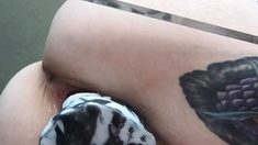 Webcam fun mature brunette with toys cum on cam