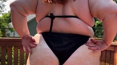 Fat BBW with big boobs masturbating and squirtin on cam