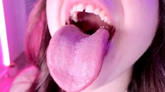 kinserie - Super Close-Up Spitty Tongue Play + Blowjob