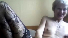 Slender Granny Cam 935
